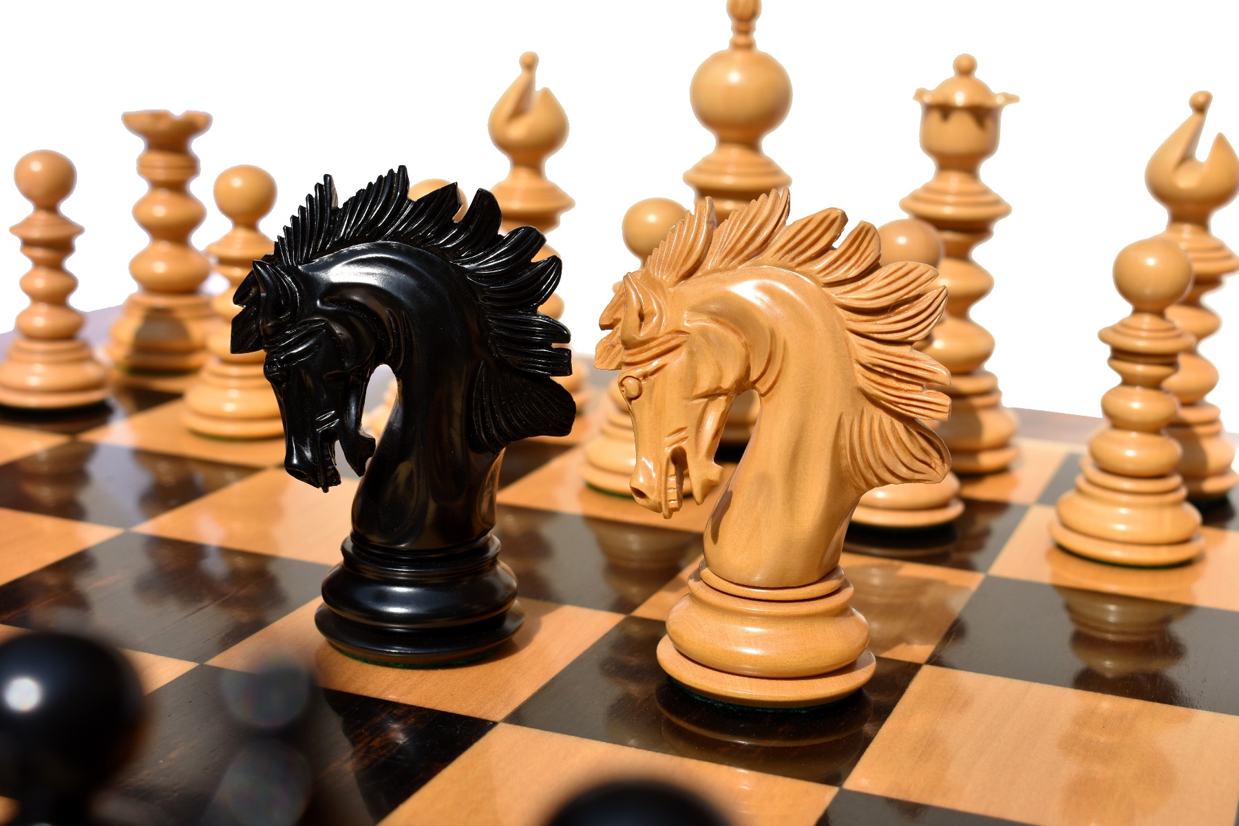 The Savano Series Forever Luxury Chess Set - 4.4 King