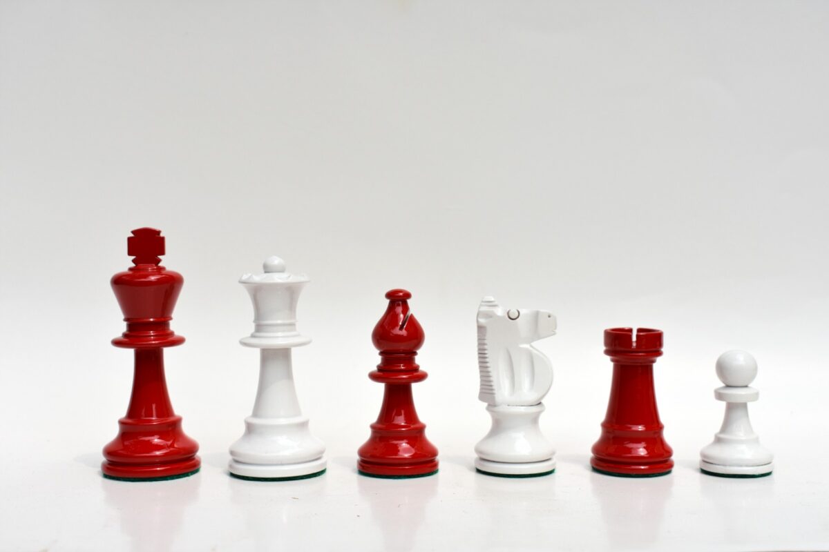 1890 Lardy Staunton Chess Pieces Ivory White & Red Lacquered 3.5" King-0