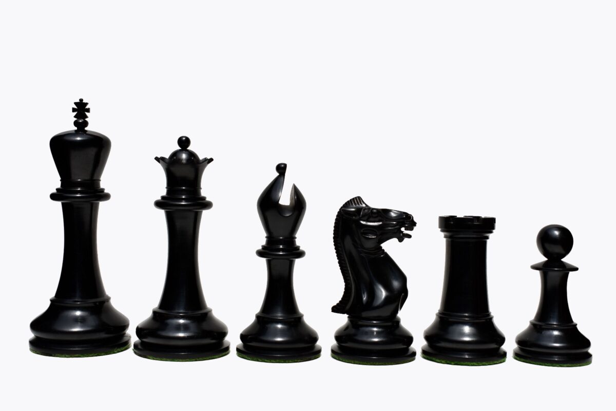 Jaques Staunton 1849 Series Chess Pieces Antiqued Boxwood & Ebony 4.4" King-2183