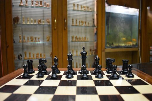 The Bone Staunton Chess Pieces Natural Bone & Black 3.5" King-3056