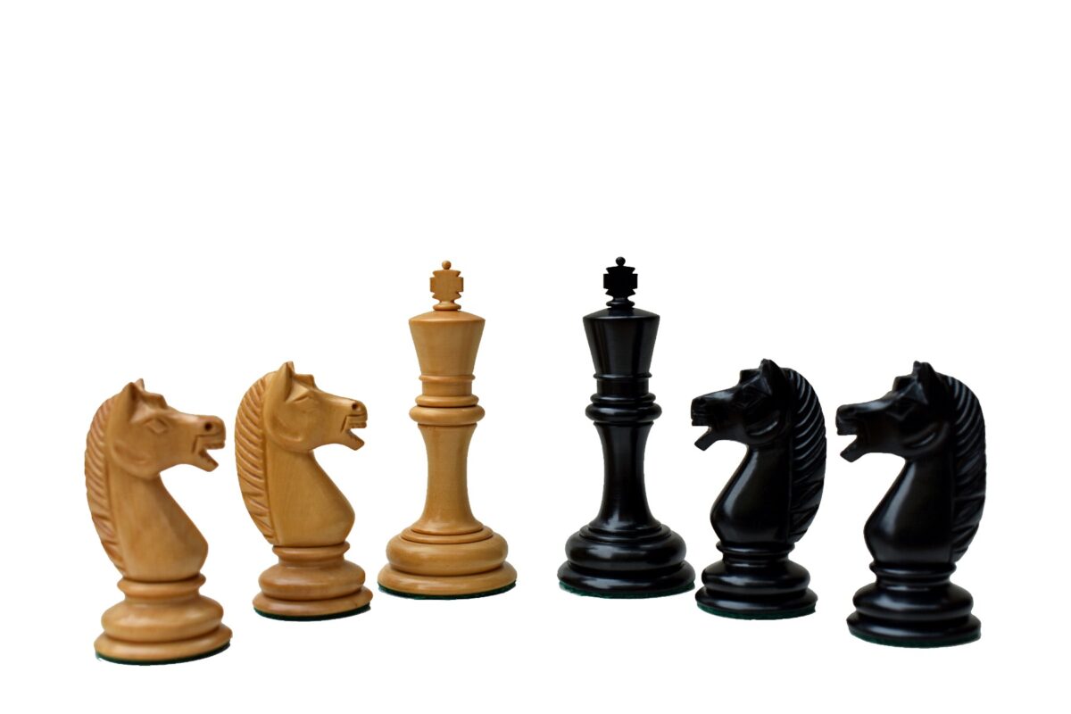 The Botvinnik Flohr Series Chess Pieces Boxwood & Ebony 4" King-2104