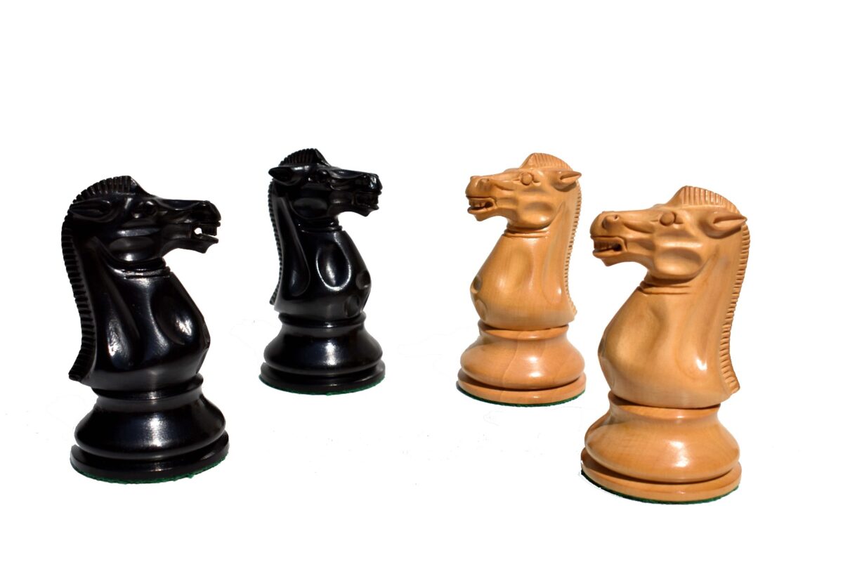 Hampshire Series Chess Pieces Boxwood & Ebony 4.4" King-2805