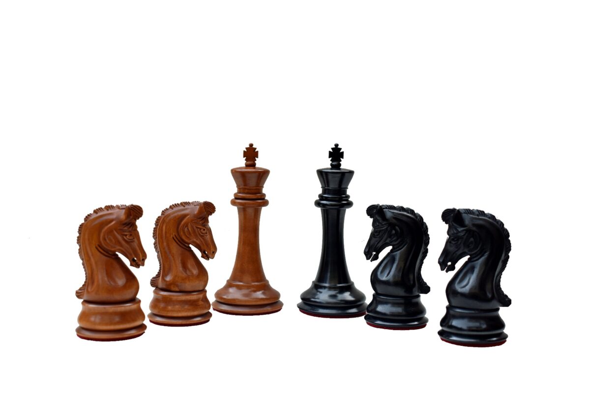 Imperial Series Timeless Chess Pieces Antiqued Boxwood & Ebony 4" King-2018