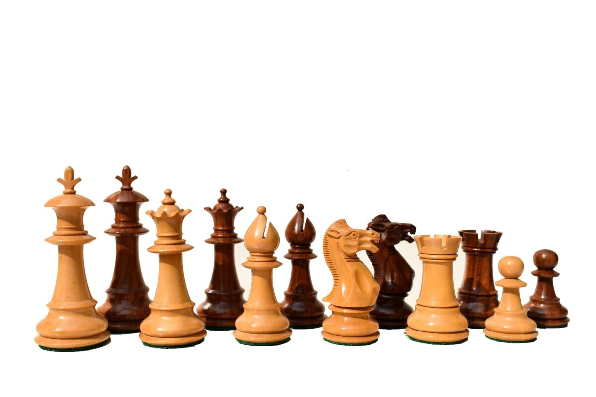 The Royal Staunton Series Chess Pieces 4" King-0