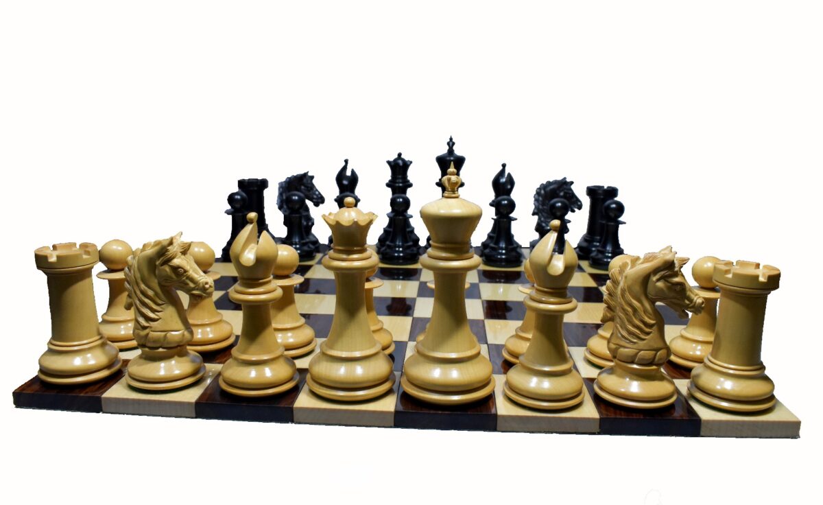 Sebastian Series Chess Pieces Matte Finish Boxwood & Ebony 4.4" King-2691