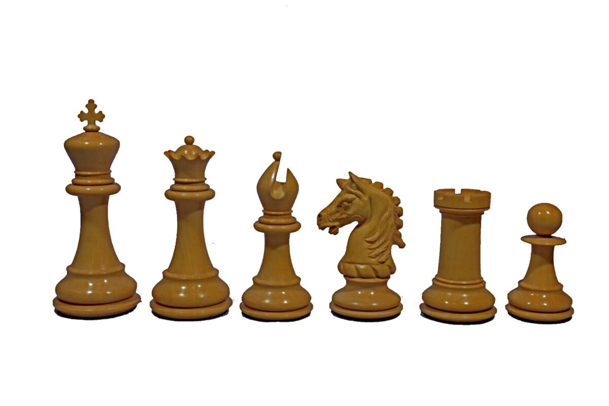 Sebastian Series Chess Pieces Matte Finish Boxwood & Ebony 4.4" King-2685