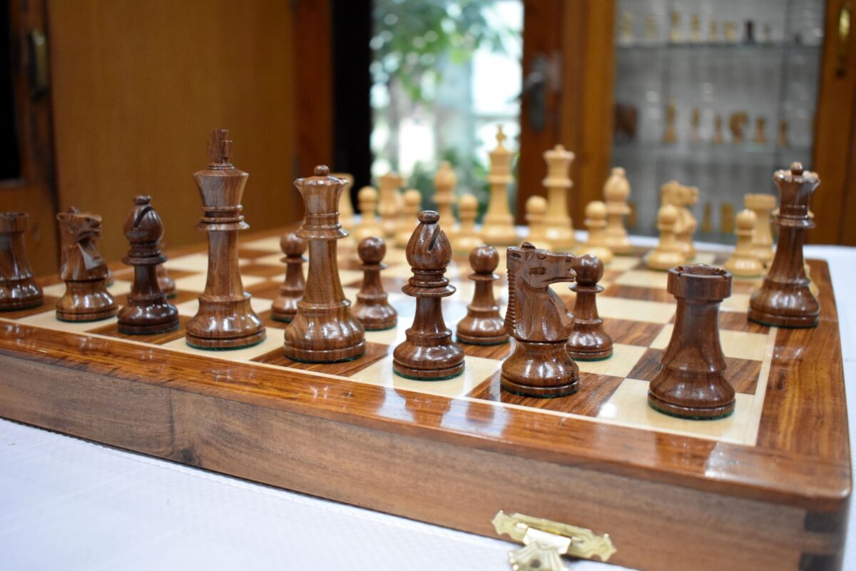 Club Series Chess Set Boxwood & Sheesham 3.75" King with 1.88" Square Folding Chess Board-3993