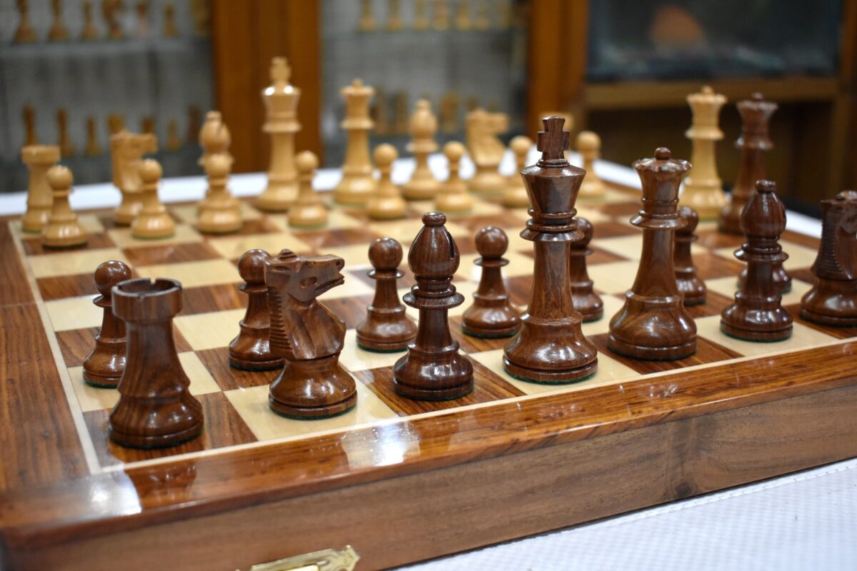 Club Series Chess Set Boxwood & Sheesham 3.75" King with 1.88" Square Folding Chess Board-3994