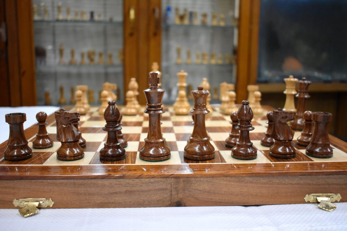 Club Series Chess Set Boxwood & Sheesham 3.75" King with 1.88" Square Folding Chess Board-3995