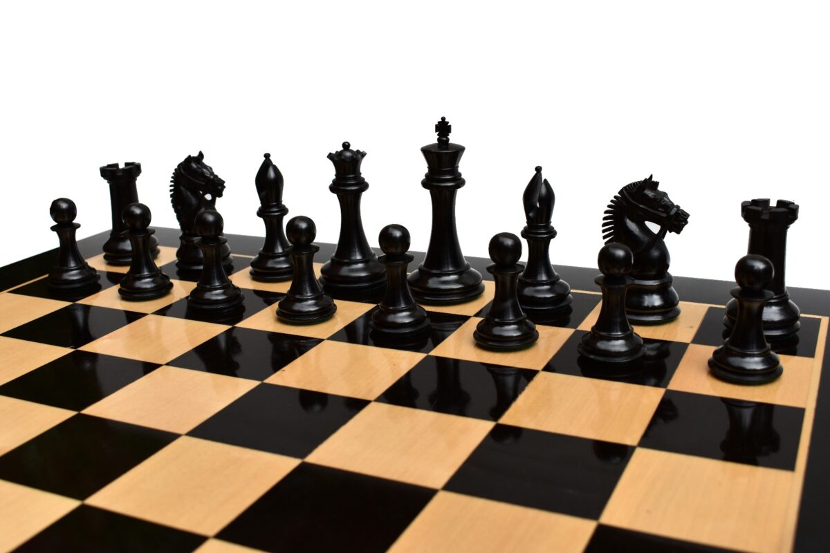 American Staunton Chess Set Boxwood & Ebony 4" KIng with 2.25" Square Tournament Series Chess Board-3876