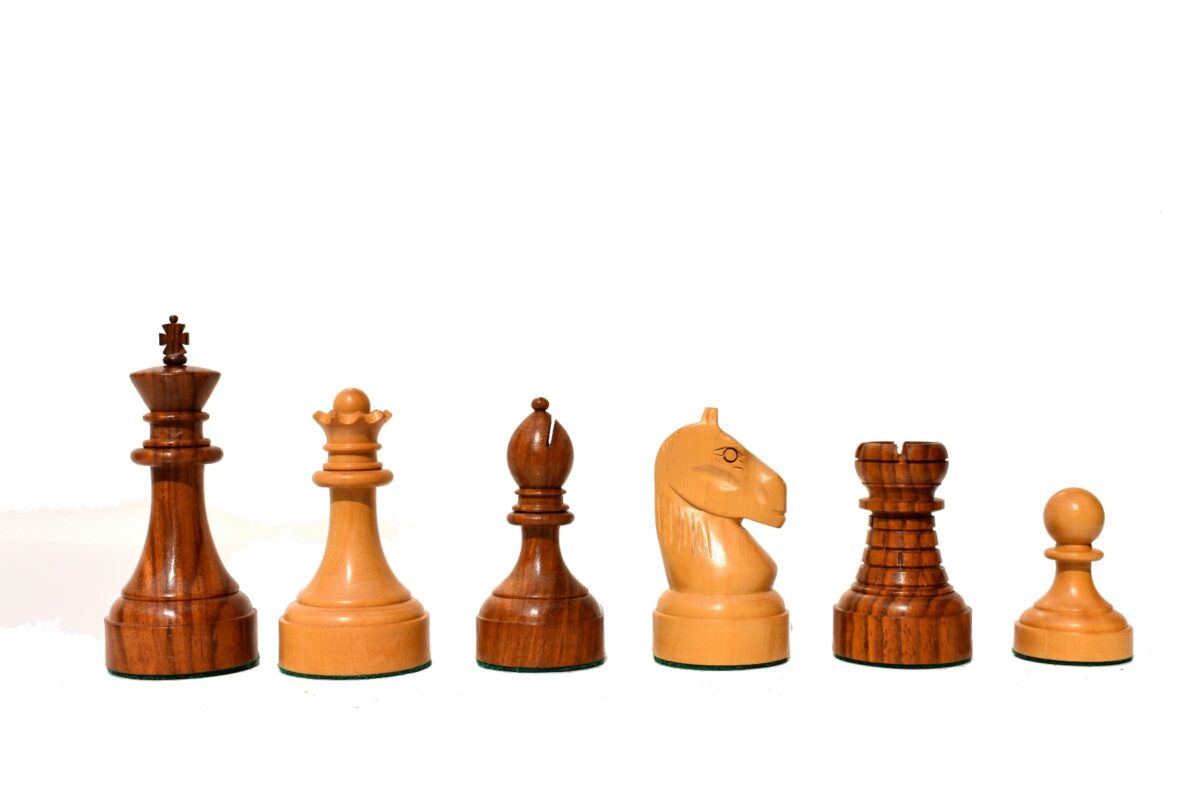 Mechanics Institute Series Chess Set Boxwood & Sheesham 4.25" King with 2.25" Square signature Series Chess Board-4026