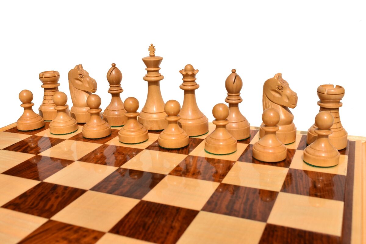 Mechanics Institute Series Chess Set Boxwood & Sheesham 4.25" King with 2.25" Square signature Series Chess Board-4029