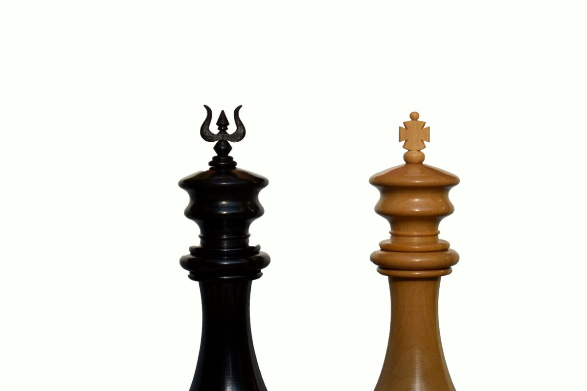 Ferrari Series Chess Pieces Boxwood & Ebony 4.4" King-4700