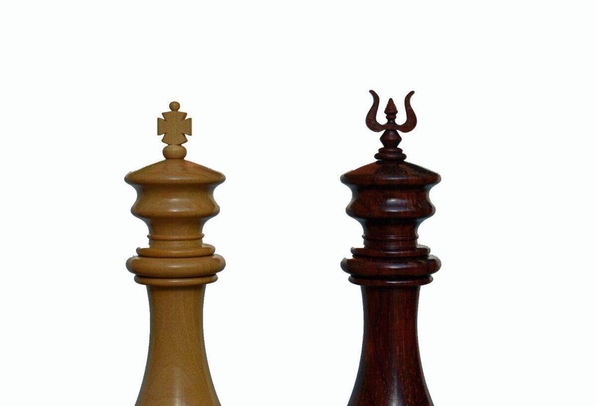 Ferrari Series Chess Pieces Boxwood & Padauk 4.4" King-4714