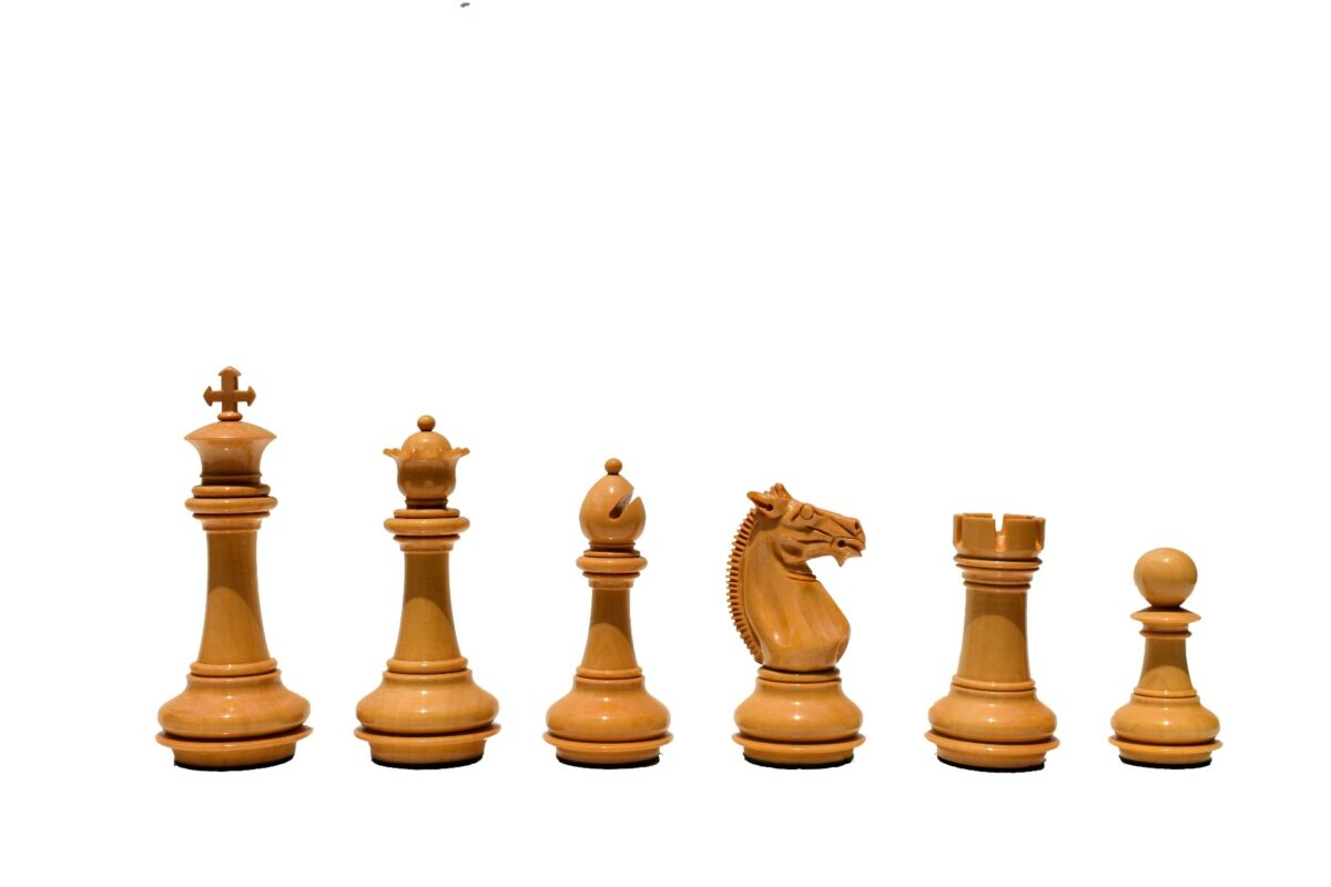 The Meghdoot Series Chess Pieces Natural Boxwood & Black Lacquered 4" King-4942