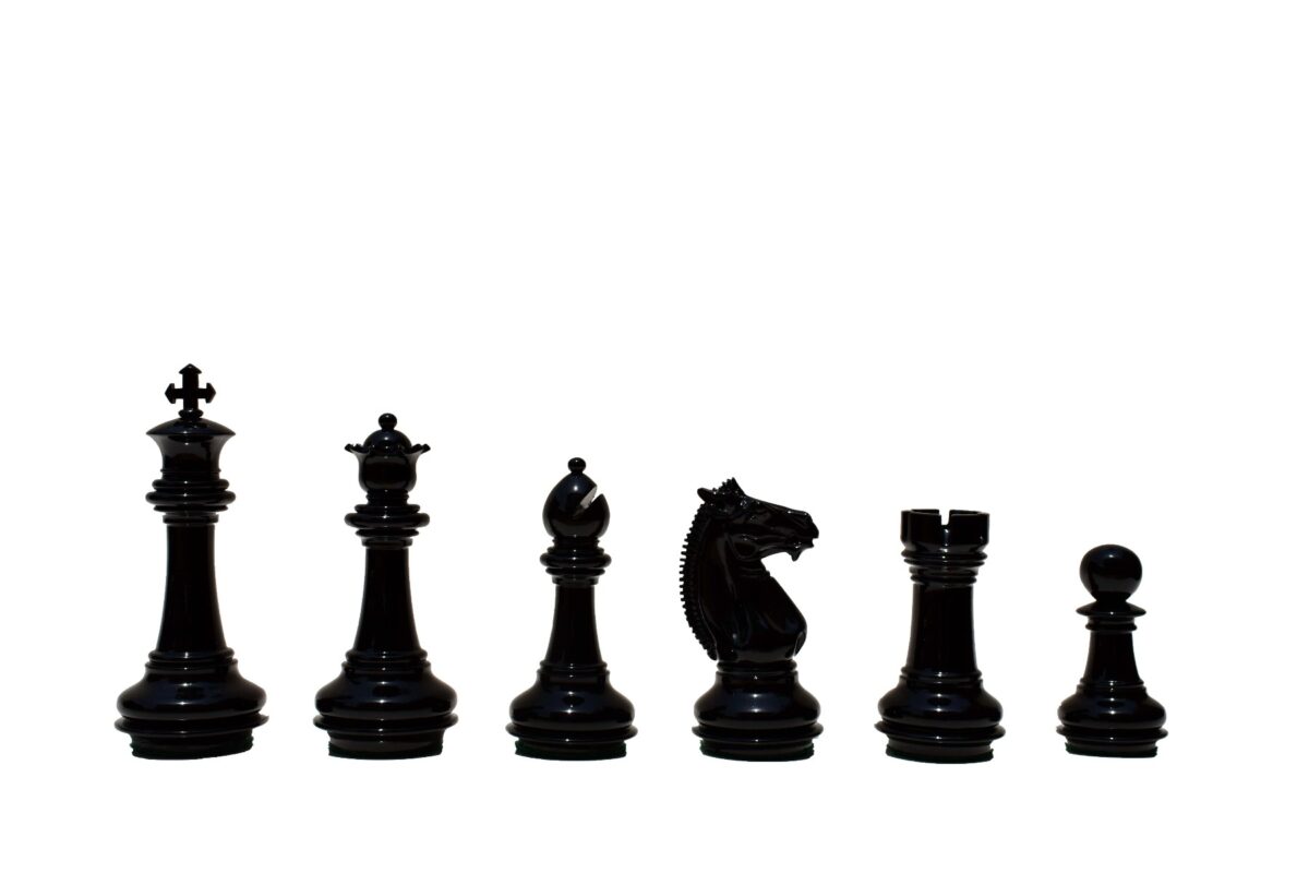 The Meghdoot Series Chess Pieces Natural Boxwood & Black Lacquered 4" King-4941