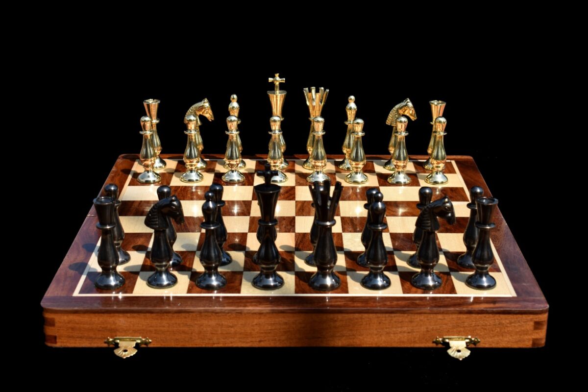 Majestic Series Chess set Natural Brass & Antiqued Brass 3.5" King with 14" Folding Chess Board-5388