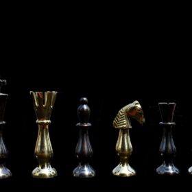 Majestic Series Chess set Natural Brass & Antiqued Brass 3.5" King with 14" Folding Chess Board-5392