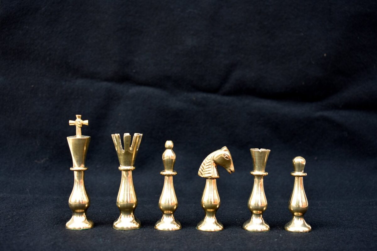 The Majestic Series Chess Pieces Natural Brass & Antiqued Brass 3.5" King -5412