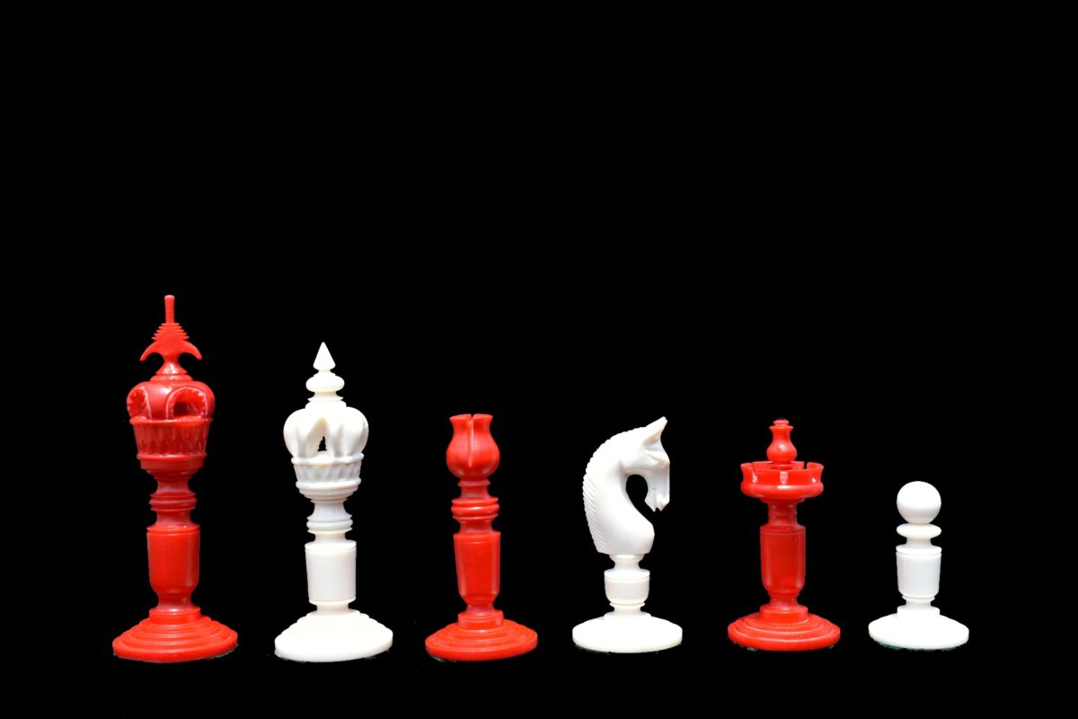 Ancient Art Bone Crafted Chess Pieces Natural Bone & Red Gilded Bone 4" King-5308