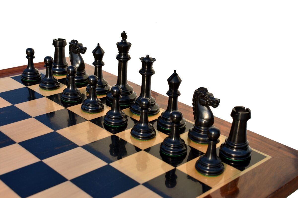 1890- Royal Staunton chess Pieces BCC reproduction Antiqued Boxwood & Ebony 4.4" King-6089