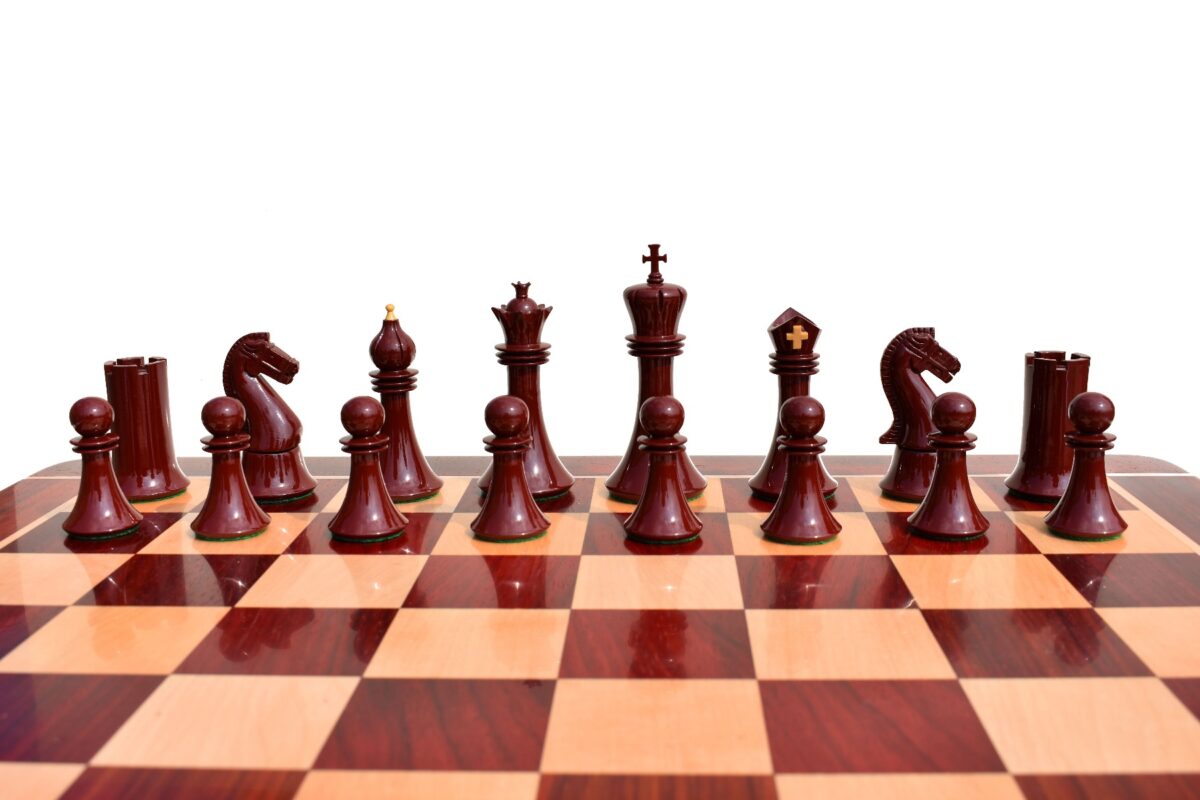 The Capablanca Chess Series-- Chess Pieces Boxwood Lacquered & Burgundy Lacquered 4.25" King-6046