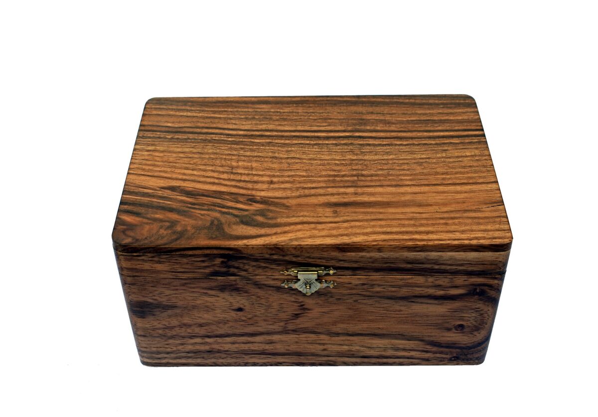 The Albizia Wood Luxury Chess Storage for 3.5" to 4.25" Chess Pieces-5649