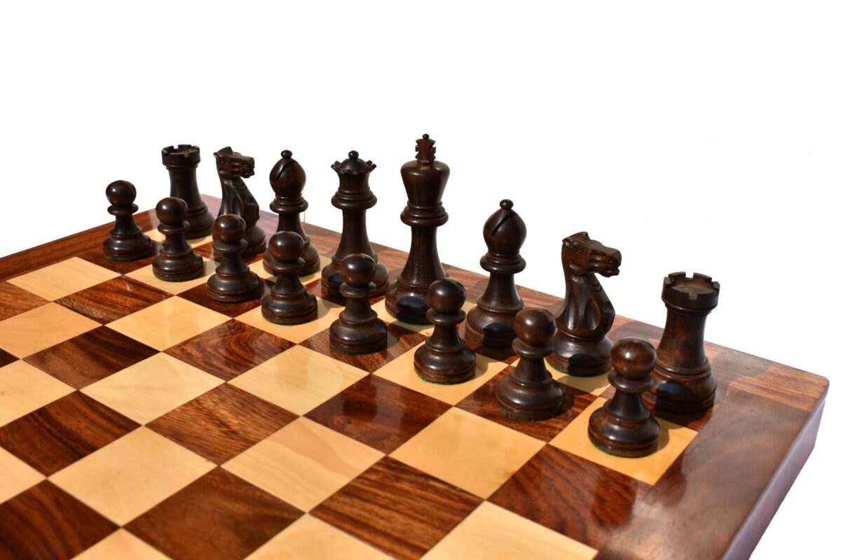 Grandmaster Series chess set Boxwood & Walnut Gilded Boxwood 3.75" King with 18" Chess Board-6399