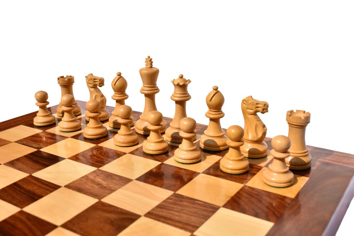 Grandmaster Series chess set Boxwood & Walnut Gilded Boxwood 3.75" King with 18" Chess Board-6397