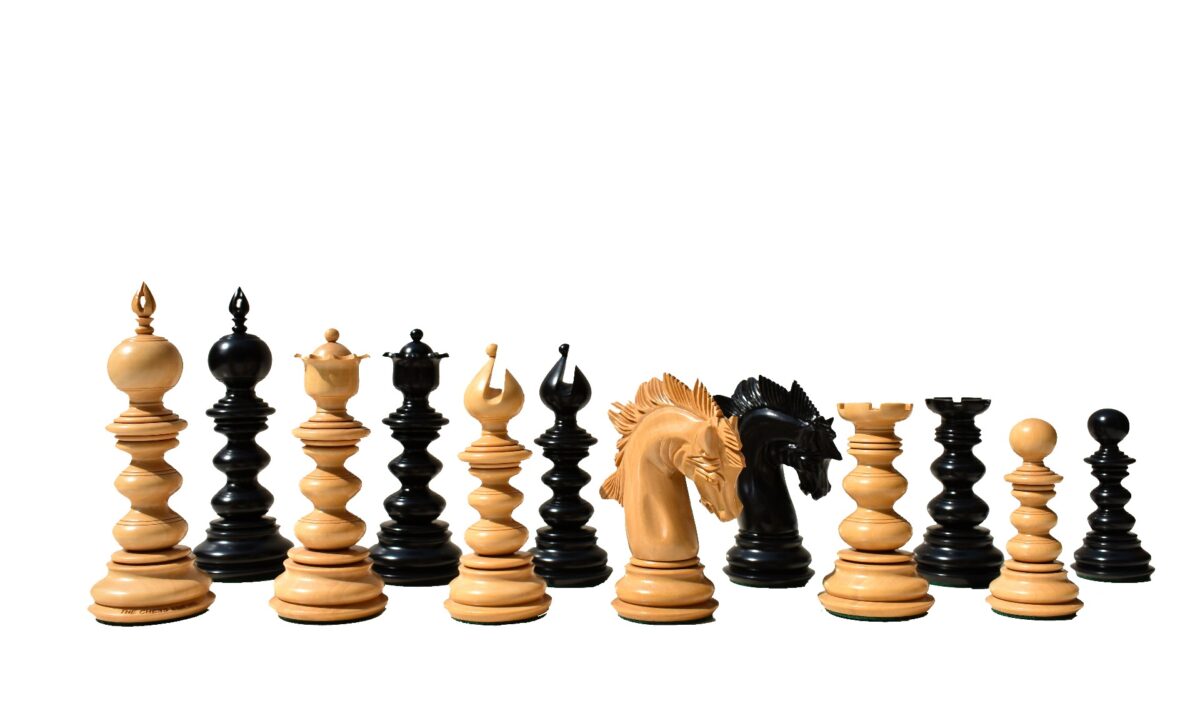 Designer Savano Series Chess pieces Boxwood & Ebony Matte Finish 4.4" King-6417