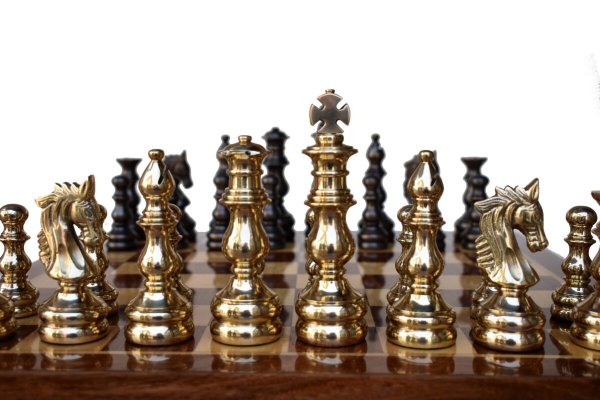 The English Elite luxury solid brass chess pieces Natural Brass & Antique color coated brass 4.75" King-6378