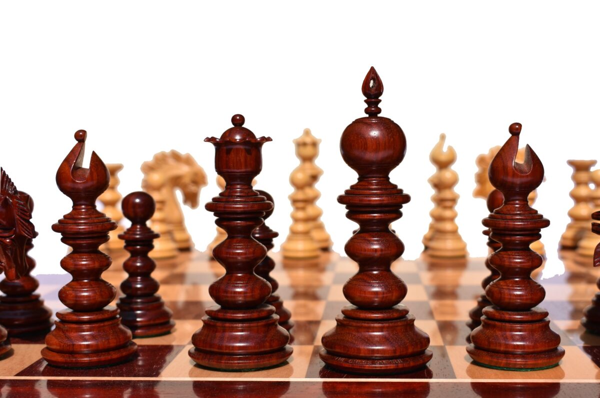 Designer Savano Series Chess set Boxwood & Padauk 4.4" King with 2" Square chess board-6412