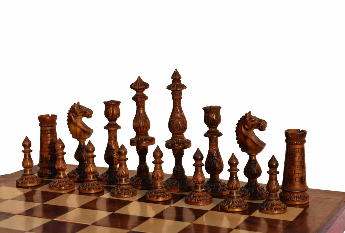 The Marshall Artistic Series Chess Pieces Antiqued Boxwood Burnt & Walnut Gilded Boxwood 5.25" King-6593