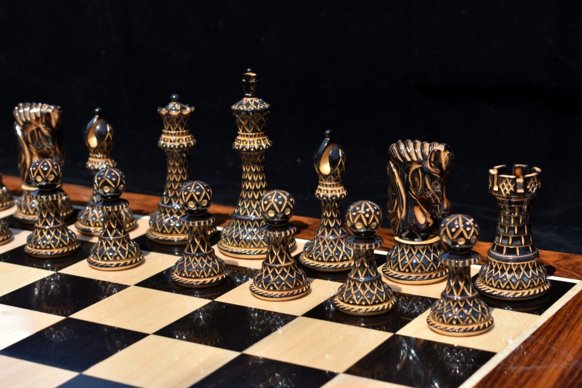 Limited Edition Designer Parker Series Chess Pieces Boxwood Burnt High Glossy 4" King-7397