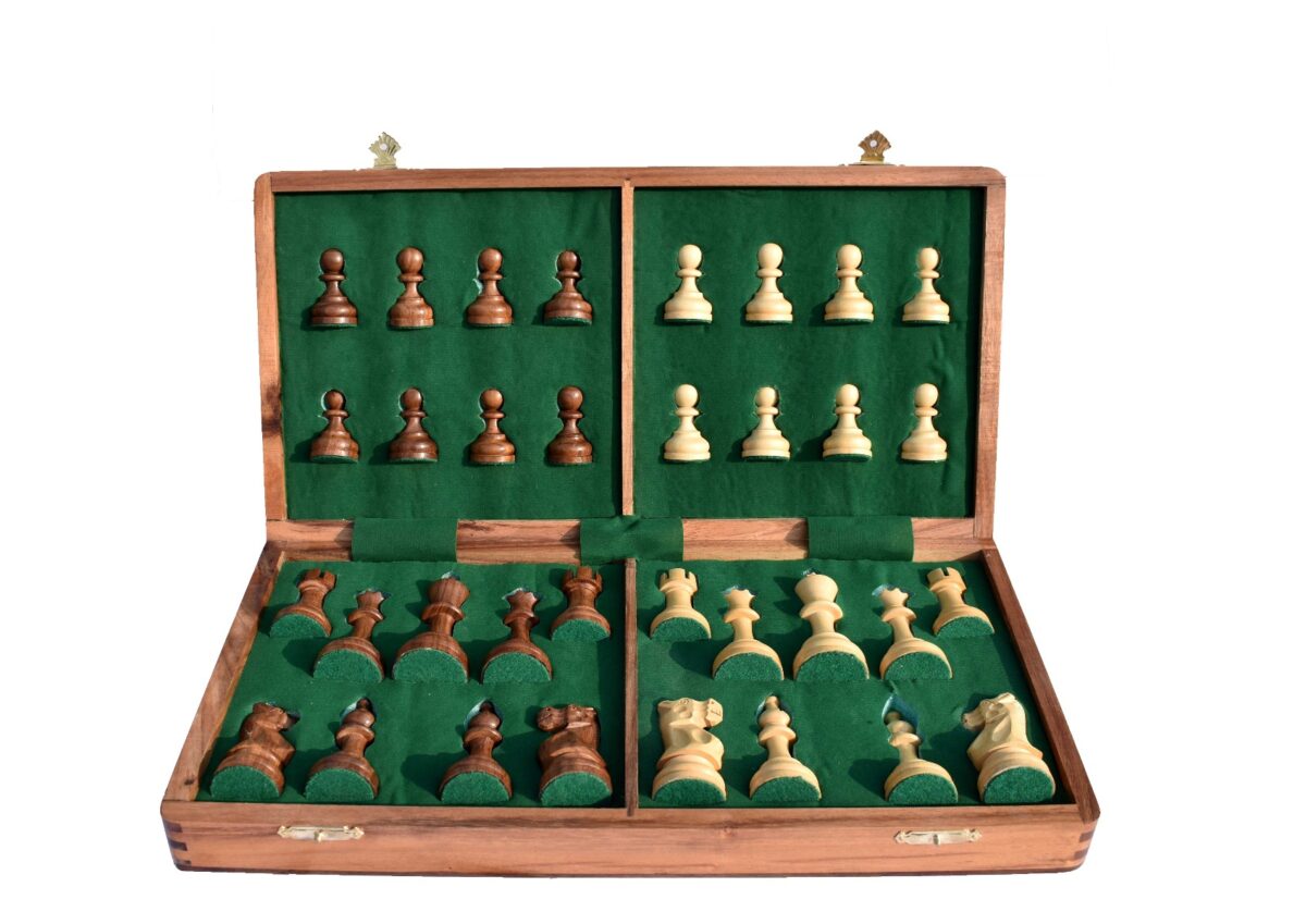 The American Series Chess Set Boxwood & Sheesham 3.75" King with 18" Chess Board-6831