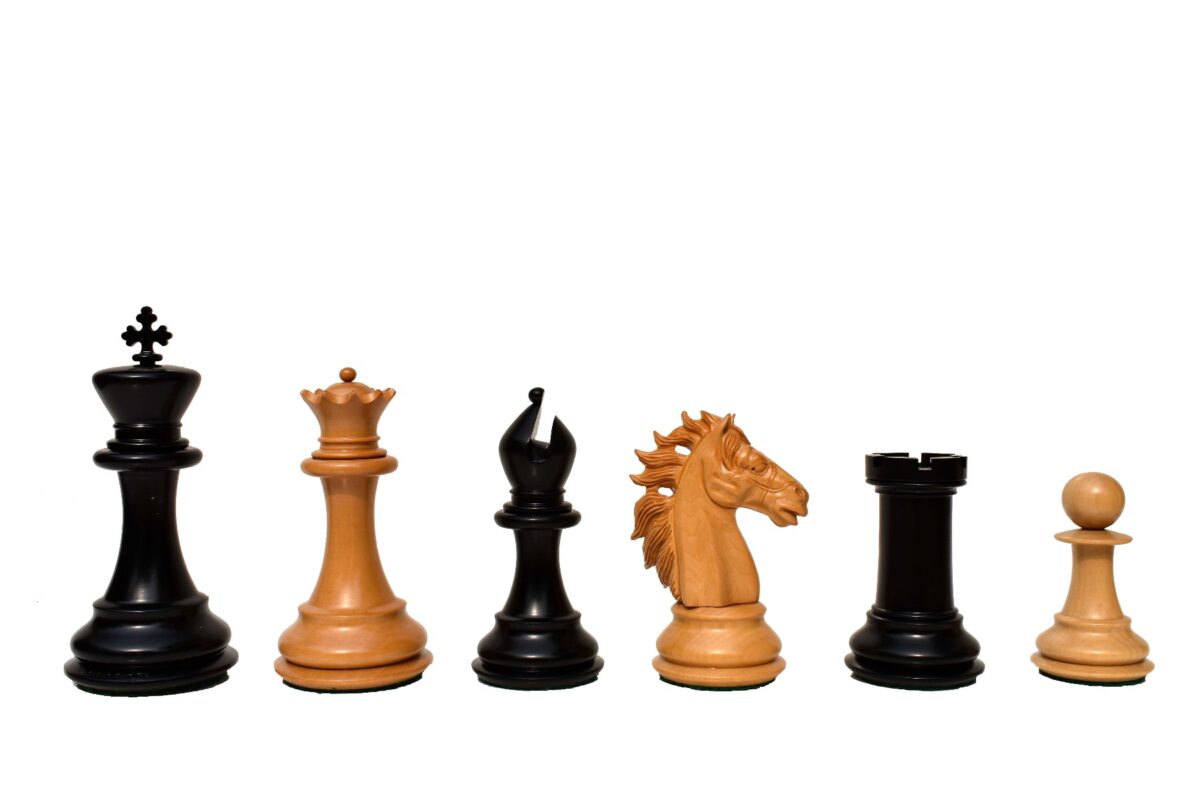 The Alexander Stallion Chess set Boxwood & Ebony 4.4" King with 2.25" Square Chess Board-6975