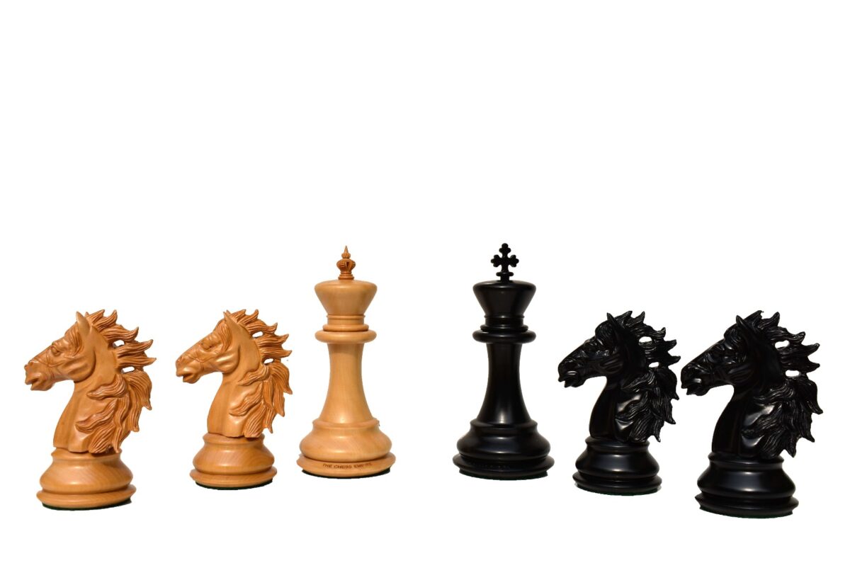 The Alexander Stallion Chess set Boxwood & Ebony 4.4" King with 2.25" Square Chess Board-6977