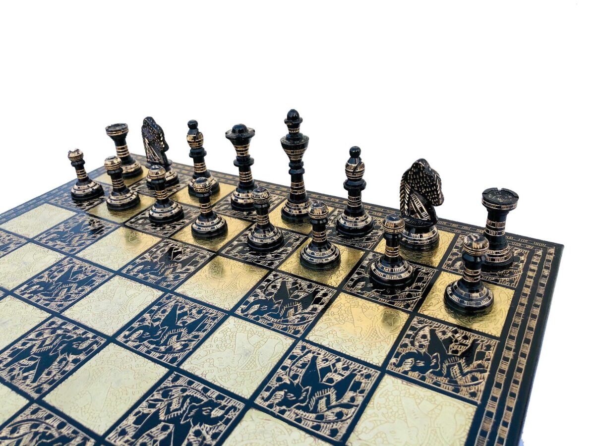 The Mughal Empire brass chess set Brass & Black Coated brass 2.75" King with 14" chess board-6895