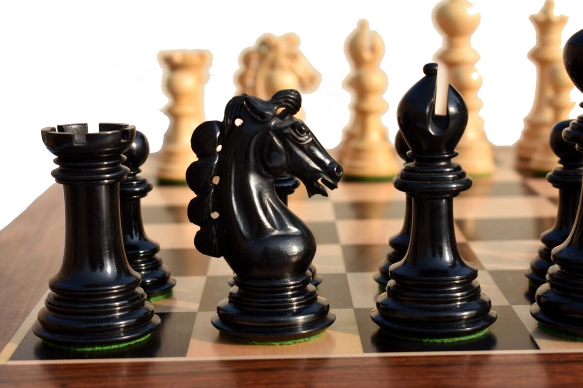 Svadilfari Stallion Series Chess set Boxwood & Ebony 4.4" king with 2.25" Square Chess Board-6926