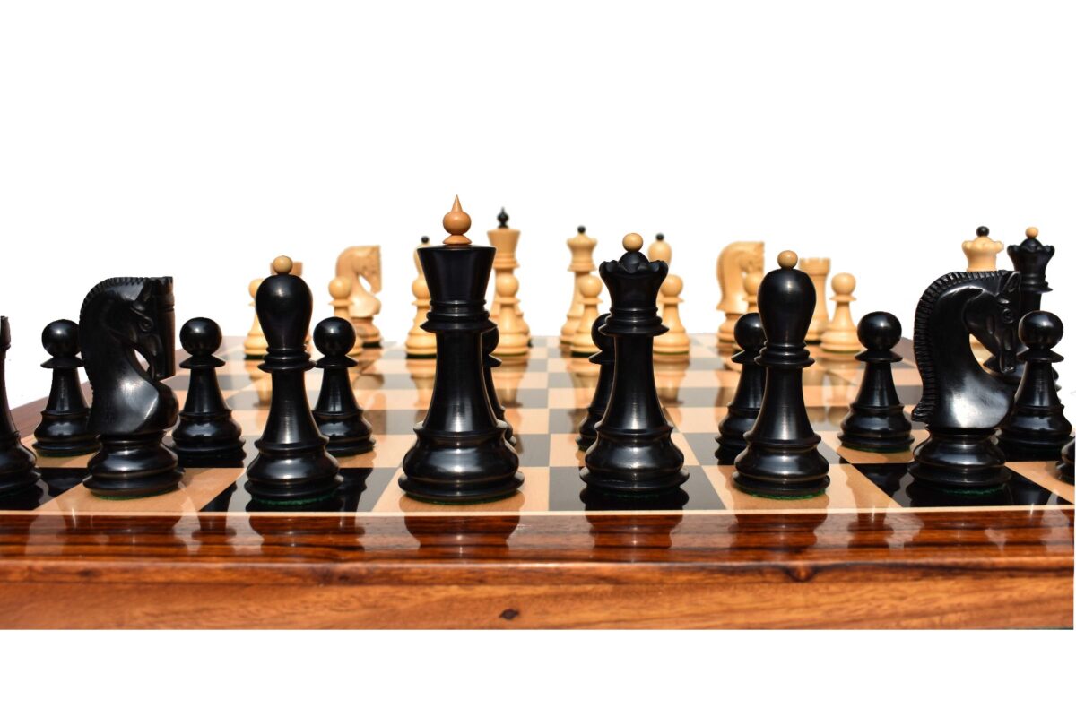 Zagreb 59 Series Chess Set Boxwood & Ebony 3.9" King with 2" Square Chess Board -7343