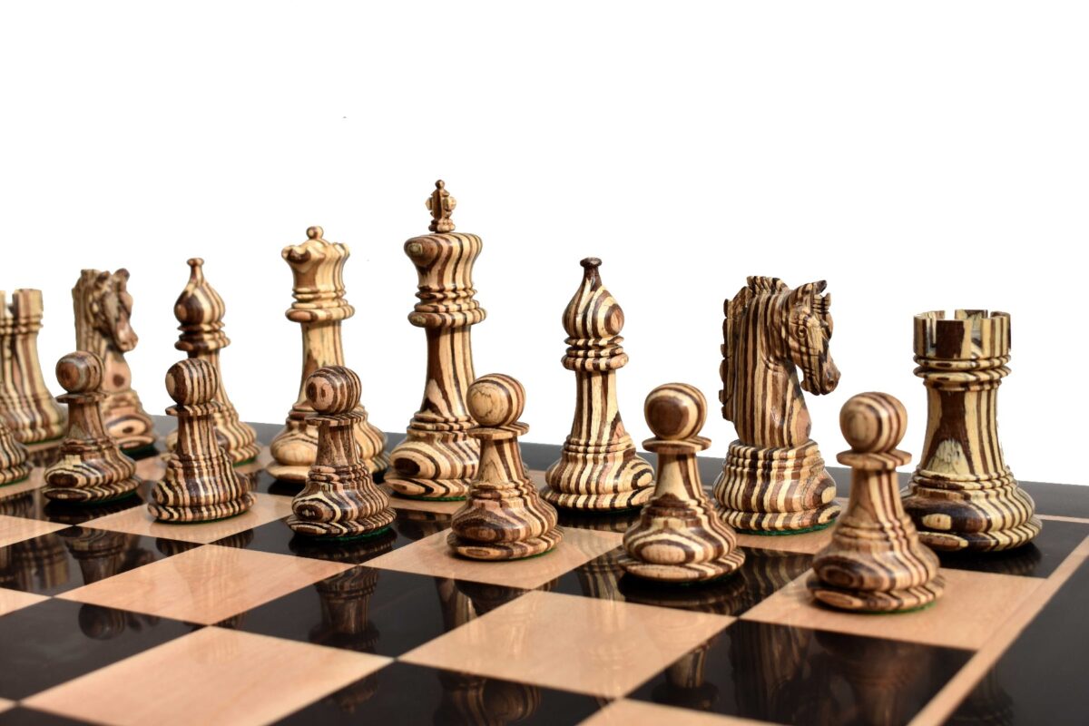 The Hector Series 4" Chess set Boxwood & Compress Woods 4" King with 2" square Chess Board-7369