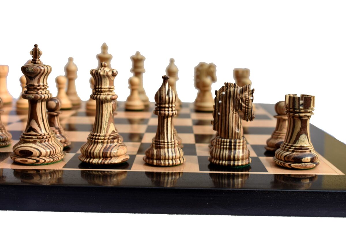 The Hector Series 4" Chess set Boxwood & Compress Woods 4" King with 2" square Chess Board-7370