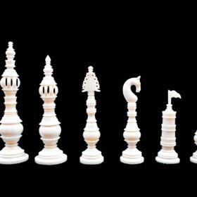 Tower Series Bone Crafted chess pieces Natural Bone & Green stained Bone 6.25" King-7406