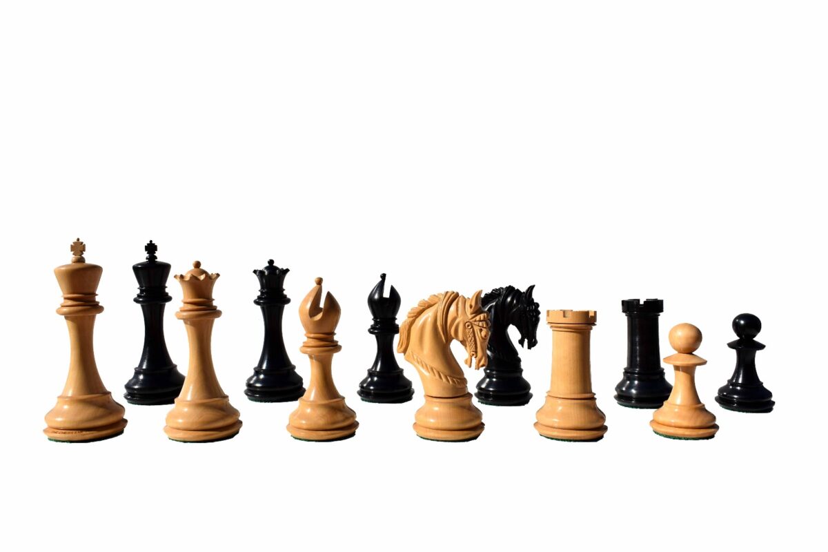 The Kings Arthur Series chess pieces Boxwood & Ebony 4.4" King-7580