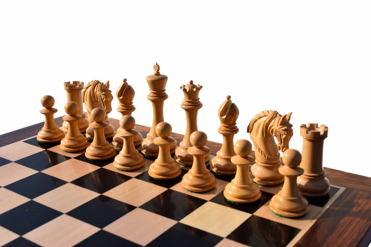 The Kings Arthur Series chess set Boxwood & Ebony 4.4" King with 2.25" square chess board-7605