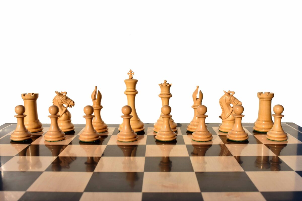 The New Sultan Series Chess Set Boxwood & Ebony 4.4" King with 2.25" Square Chess Board-7672