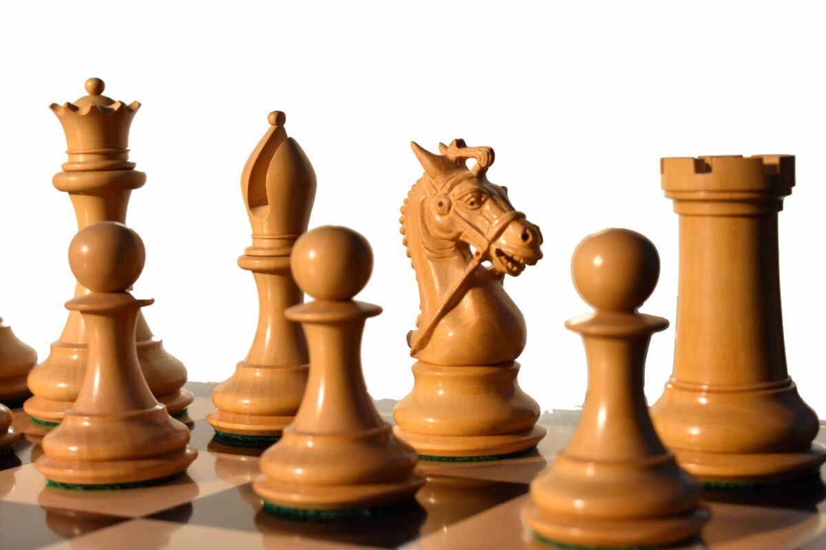 The New Sultan Series Chess Set Boxwood & Ebony 4.4" King with 2.25" Square Chess Board-7669