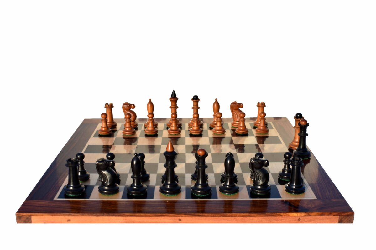 The Shkolnik soviet series reproduction Chess set Antiqued Boxwood & Ebonized 3.5" King with 1.75" Square Chess board-7615