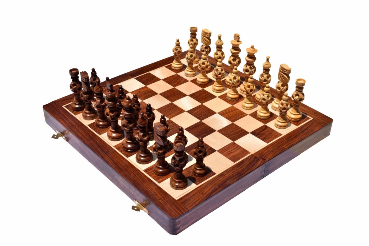 The Concentric Ball series chess set Boxwood & Sheesham 5" King with 18" Chess Board-7718