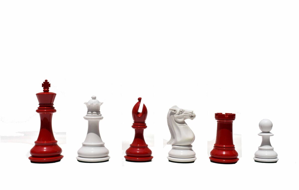 The Pioneer Series Chess Pieces White & Red Lacquered Boxwood 4" King-7743